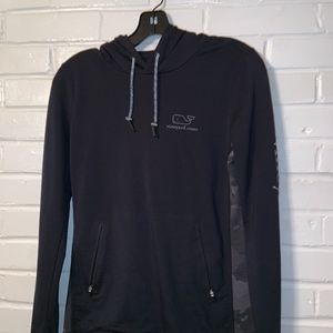 Vineyard Vines Black/Camo women's activewear